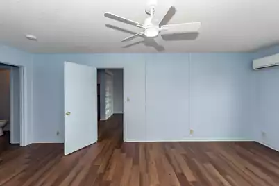 259 Bay E #7B, Charleston, SC 29401 - Photo 11