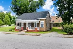214 Dutton St, Orangeburg, SC 29115 - Photo 1