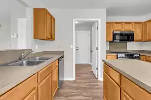 401 Beverly Dr, Summerville, SC 29485 - Photo 13