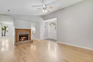 201 Smithfield Ave, Summerville, SC 29485 - Photo 7