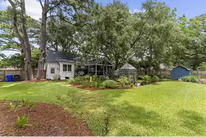 1114 Meadowcroft Lane, Mount Pleasant, SC 29464 - Photo 7