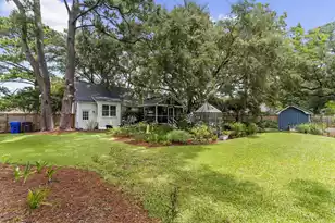 1114 Meadowcroft Ln, Mount Pleasant, SC 29464 - Photo 7