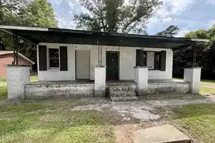 76 Wheat St, Denmark, SC 29042 - Photo 1