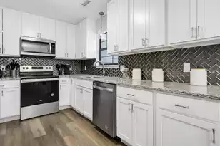 16 Wiggins Rd, Beaufort, SC 29907 - Photo 9