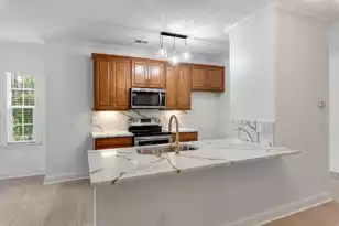 197 Golfview Ln, Summerville, SC 29485 - Photo 7
