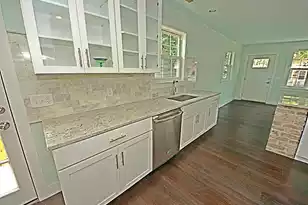 4 Enston Ave S, Charleston, SC 29403 - Photo 3