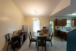 469 Courtland Dr, Summerville, SC 29486 - Photo 5
