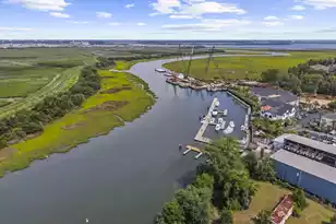 422 Katies Scenic Ct, Charleston, SC 29492 - Photo 39