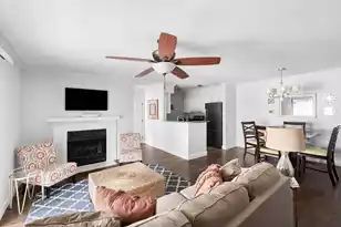 1054 Anna Knapp, Mount Pleasant, SC 29464 - Photo 3