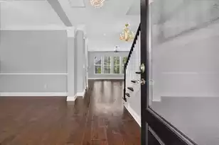 725 Quintan St, Summerville, SC 29486 - Photo 7