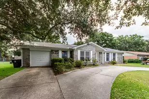 114 Winston Way, Goose Creek, SC 29445 - Photo 1