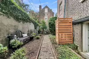 55 Laurens St, Charleston, SC 29401 - Photo 51