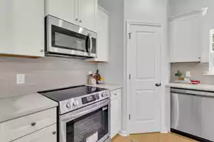 184 Boundary Street W, Summerville, SC 29485 - Photo 15