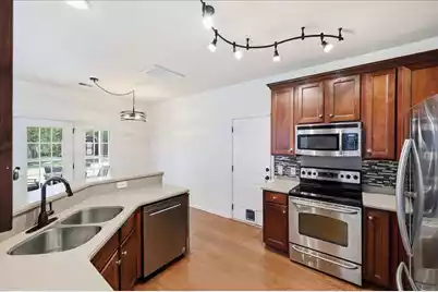 302 Lakewind Drive, Moncks Corner, SC 29461 - Photo 19