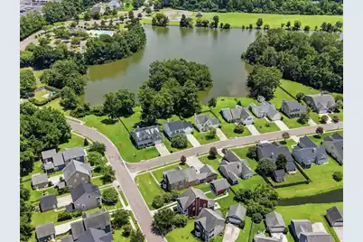 302 Lakewind Drive, Moncks Corner, SC 29461 - Photo 11
