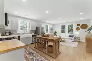 1 10th Ave, Charleston, SC 29403 - Photo 21