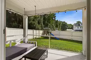 3818 Sawmill Ct, Mount Pleasant, SC 29429 - Photo 45