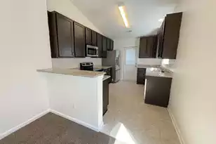 255 Coosawatchie St, Summerville, SC 29485 - Photo 5