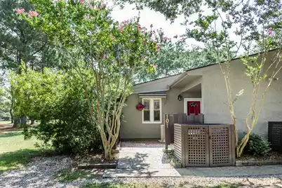101 Ventura Place, Mount Pleasant, SC 29464 - Photo 1