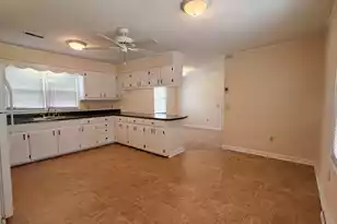 208 George St, Walterboro, SC 29488 - Photo 5