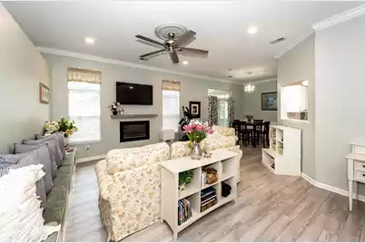 1231 Center Lake Drive, Mount Pleasant, SC 29464 - Photo 3
