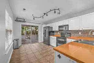 1612 Poinsettia Rd, Charleston, SC 29407 - Photo 13