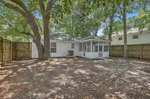 1612 Poinsettia Rd, Charleston, SC 29407 - Photo 31