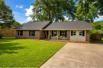 1660 Babington Way, Mount Pleasant, SC 29464 - Photo 5