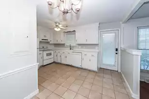 765 Leafwood Rd, Charleston, SC 29412 - Photo 13