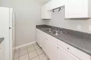 1305 Mathis Ferry Rd, Mount Pleasant, SC 29464 - Photo 13