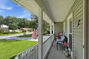 403 Chessington Cir, Summerville, SC 29485 - Photo 11