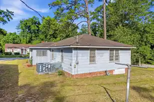310 Varn St, Walterboro, SC 29488 - Photo 33