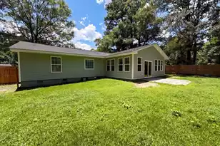 829 2nd North Street W, Summerville, SC 29483 - Photo 5
