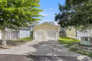 219 Lotz Dr, Summerville, SC 29483 - Photo 3