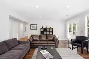 71 Gadsden St, Charleston, SC 29401 - Photo 9