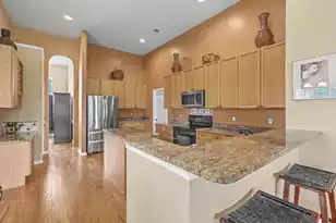 583 Ivy Cir, Charleston, SC 29414 - Photo 3