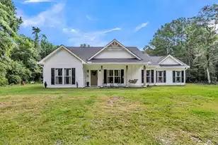 65 Music Ln, Smoaks, SC 29481 - Photo 1