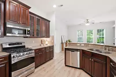 1899 Hall Point Road, Mount Pleasant, SC 29466 - Photo 23