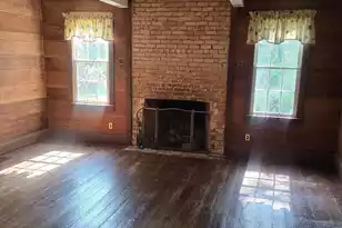 974 Spruce St, Allendale, SC 29810 - Photo 9