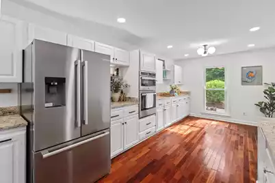 614 Hobcaw Drive E, Mount Pleasant, SC 29464 - Photo 13