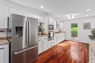 614 Hobcaw Dr E, Mount Pleasant, SC 29464 - Photo 13
