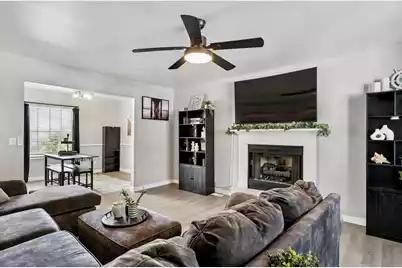 6638 Bent Creek Drive, North Charleston, SC 29420 - Photo 9