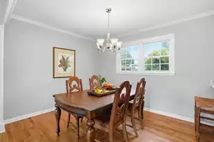 1246 Honeysuckle Ln, Charleston, SC 29412 - Photo 9