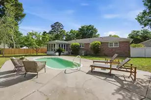 1246 Honeysuckle Ln, Charleston, SC 29412 - Photo 1