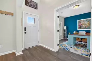 8007 Seastar Ln, Hanahan, SC 29410 - Photo 5