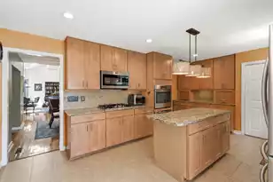 2633 Marsh Creek Dr, Charleston, SC 29414 - Photo 11