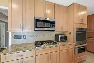 2633 Marsh Creek Dr, Charleston, SC 29414 - Photo 15
