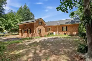 216 Wintergreen, Walterboro, SC 29488 - Photo 3