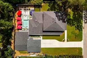1055 Stonehenge Dr, Hanahan, SC 29410 - Photo 33