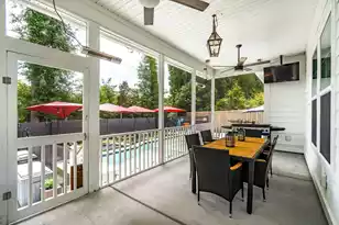 1055 Stonehenge Dr, Hanahan, SC 29410 - Photo 31
